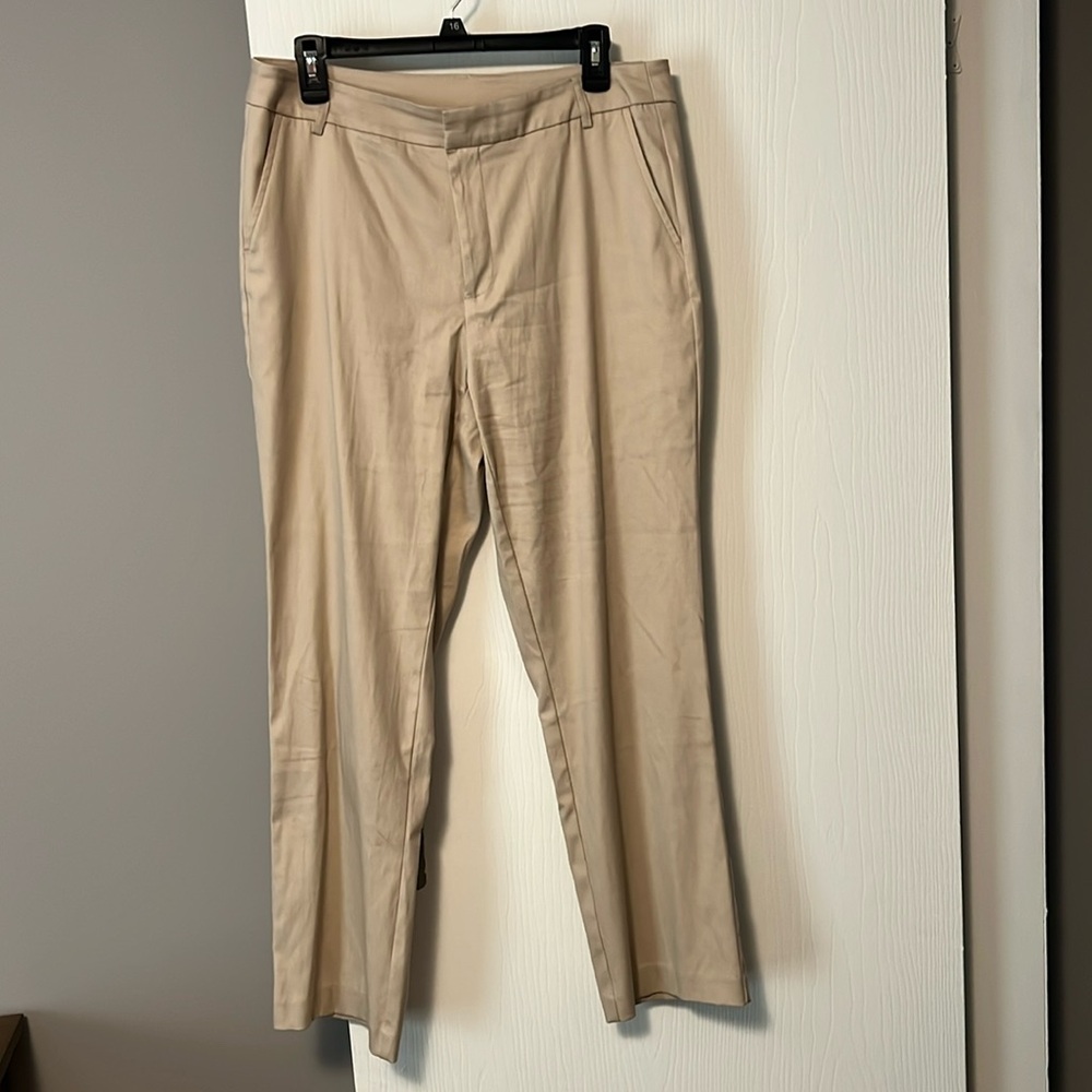 Ladies Time and True cropped Khaki pants size 12.